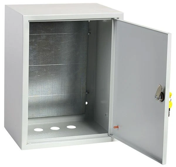 Шкаф металлический с монтажной платой IEK ЩМП-1-0 36 УХЛ3 IP31 LIGHT (395х310х220мм)