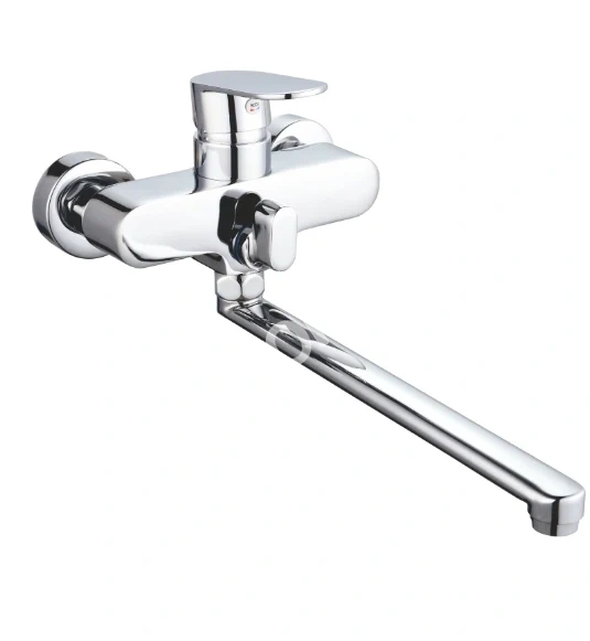Смеситель для ванны BOOU B8267-18F с длинным гусаком 